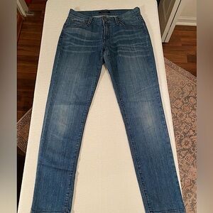 Women’s James Jeans skinny size 30 medium distressed blue/ lightweight stretch